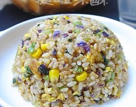 芹菜紫甘兰蛋炒饭