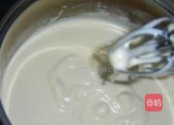蓝莓猕猴桃蛋糕卷的做法图解2
