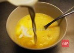 米饭鸡蛋煎饼的做法图解4