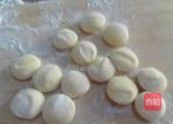 三色双菇鲈鱼饺子的做法图解9