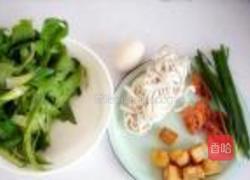 鲜虾油豆腐汤面的做法图解1