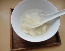 冰糖炖大蒜