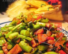 冬苋菜杆子炒火腿