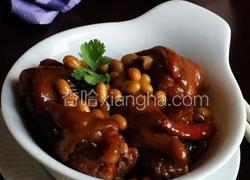 猪脚炖黄豆