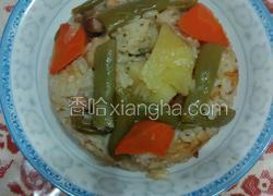 五花肉时蔬焖米饭