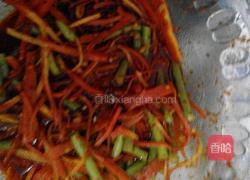 豇豆胡萝卜丝的做法图解4