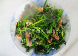 菠菜炒鸡胗