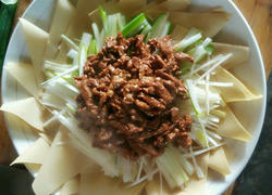 巨无霸版京酱肉丝