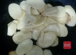 蚝油杏鲍菇西兰花的做法图解2