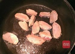 蜜汁洋葱炒肉的做法图解3