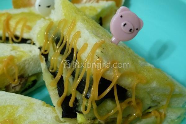 海苔鲔鱼三明治