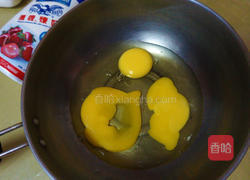 炼乳蒸布丁的做法图解2