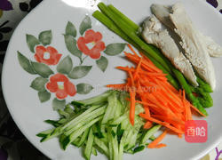 蔬菜鸡肉卷的做法图解3
