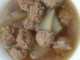 羊肉丸子氽冬瓜。