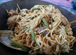 鸡腿焖面