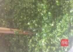 韭菜鸡蛋饼的做法图解1