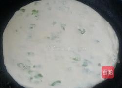 葱花饼。的做法图解7