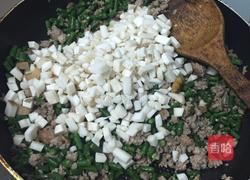 肉碎鸡髀菇炒豆角的做法图解6