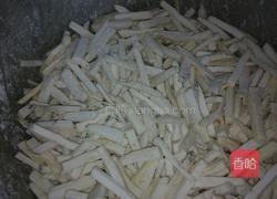干煸杏鲍菇的做法图解3