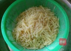 酸辣土豆丝的做法图解3