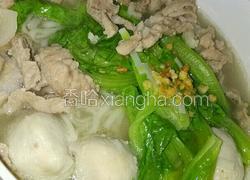 丸子瘦肉面