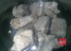 糖醋排骨的做法图解2