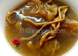 鱼翅花胶虫草鸡肉汤