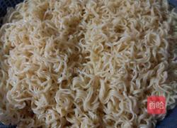 豆芽肉沫炒面的做法图解3