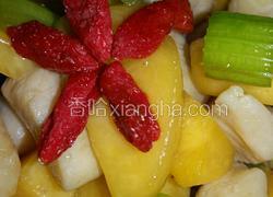 黄桃滑爽鸡丁 