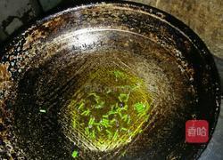 孔雀肉炒青椒的做法图解3