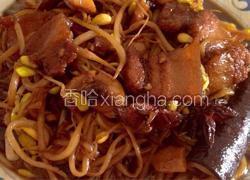 五花肉烧豆芽