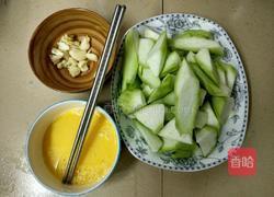 丝瓜炒蛋的做法图解1