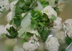 清汤猪肉丸子