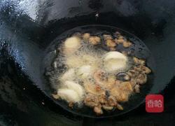 黄焖鸡的做法图解1