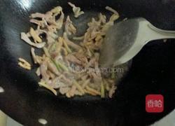 毛豆米肉丝木耳杂炒的做法图解3