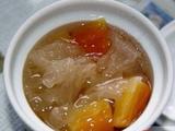 银耳蜜枣汤
