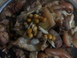 花生黄豆焖猪脚