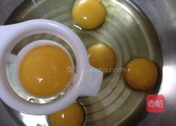 抹茶红豆奶油夹心蛋糕卷的做法图解6