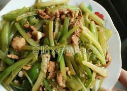 西芹炒肉丝