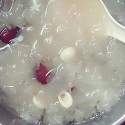 红枣莲子银耳汤的做法[图]