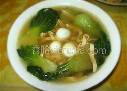 鹌鹑蛋千张丝汤