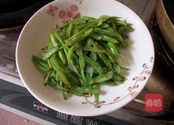 四季豆炒肉的做法图解4