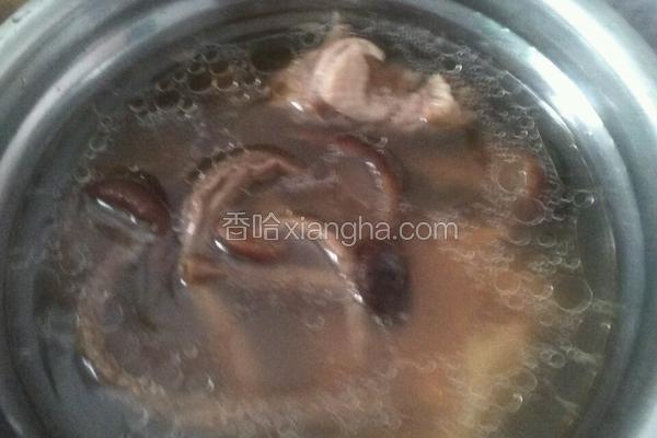 茶树菇水鸭汤