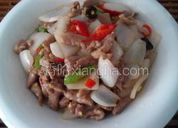 洋葱炒里脊肉