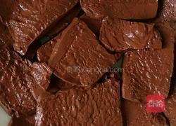 平菇猪血滑肉汤的做法图解1