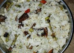 泡豇豆香肠炒饭