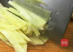 胡萝卜土豆丝的做法图解3
