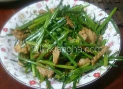韭菜花炒肉