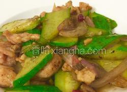 洋葱黄瓜小炒肉
