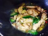 大盘黄焖鸡翅